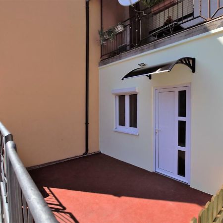 Studio Apartman Danijela Пула Екстериор снимка