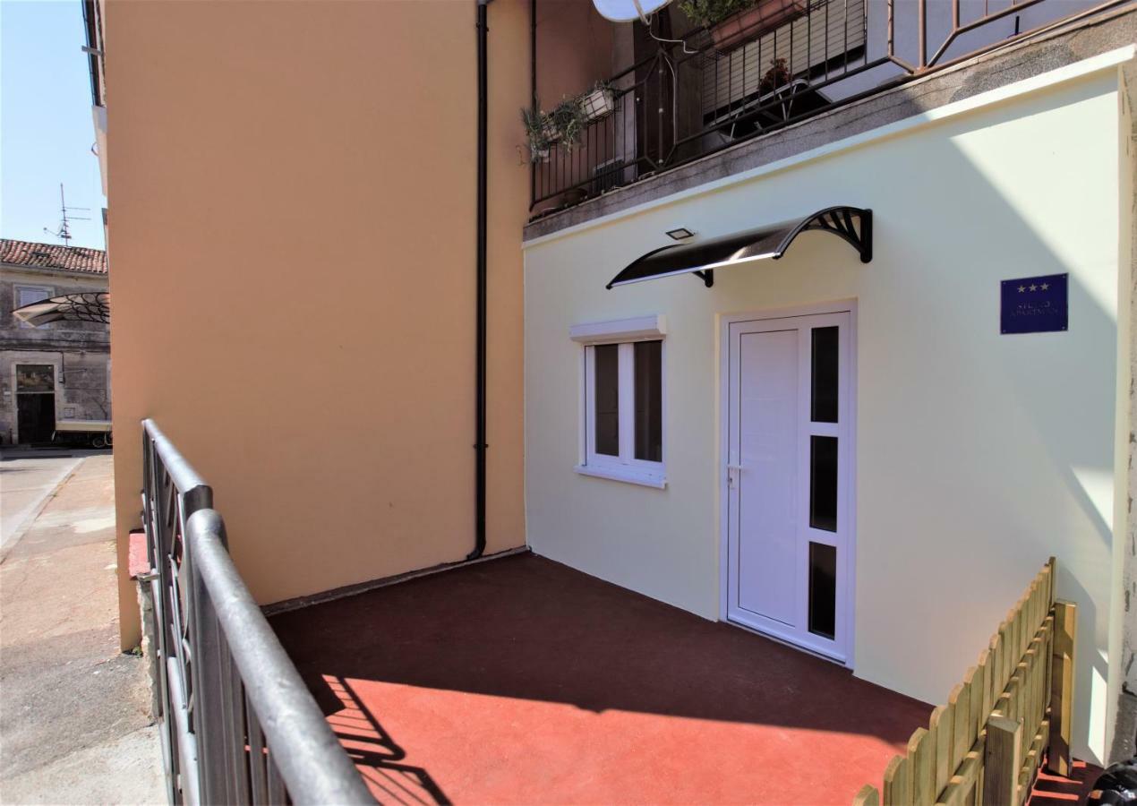 Studio Apartman Danijela Пула Екстериор снимка